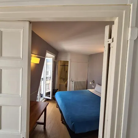 Hotel La Louisiane 2*