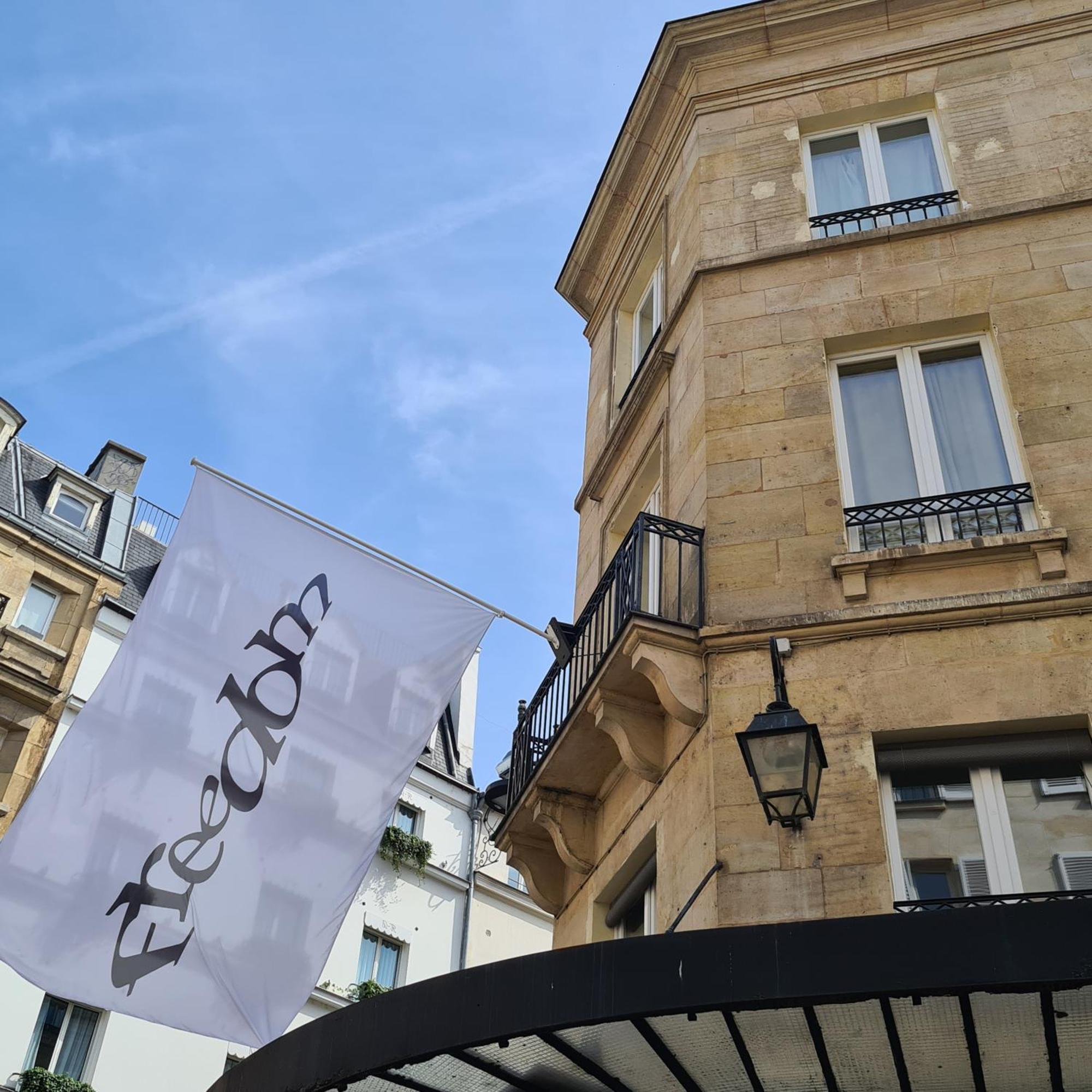 Hotel La Louisiane 2*