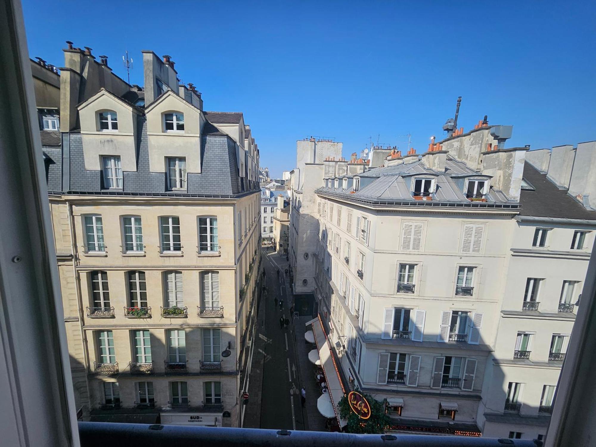 La Louisiane Hotel 2*